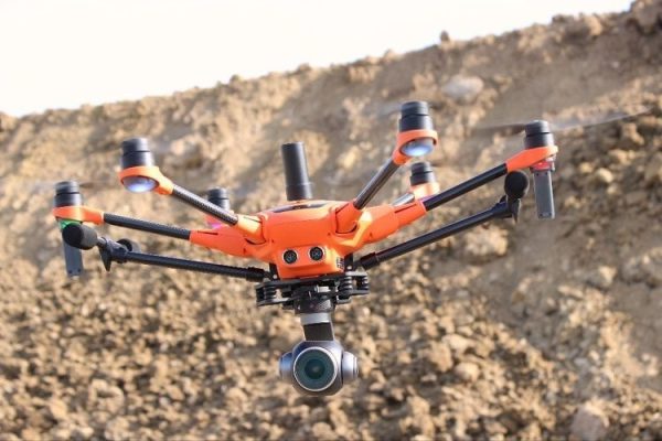 Heksakopter Yuneec H520E RTK Dron